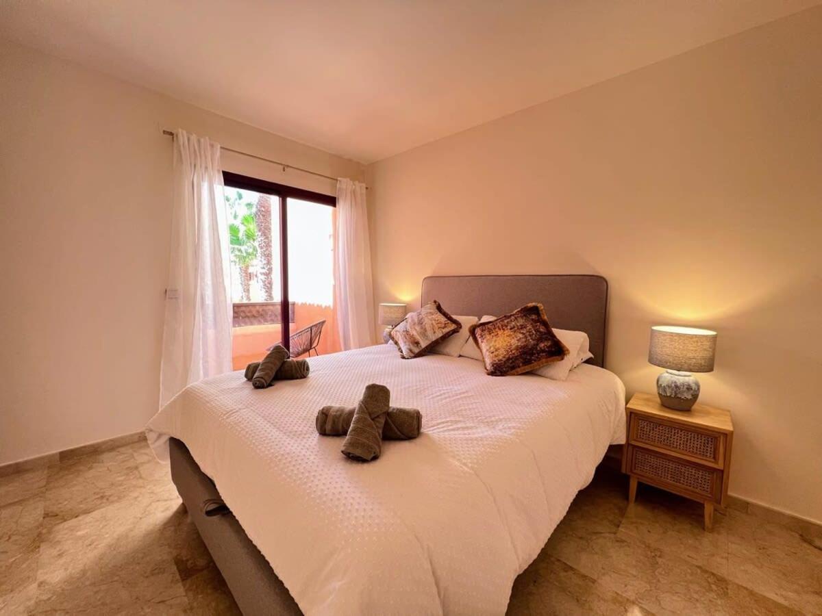 Modern 2 Bedroom Beachside Apartment Nr72 ロス・アルカサレス エクステリア 写真