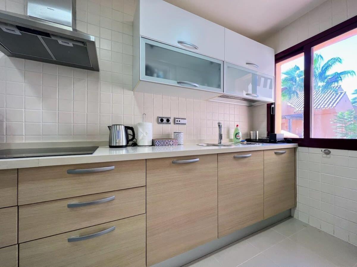 Modern 2 Bedroom Beachside Apartment Nr72 ロス・アルカサレス エクステリア 写真